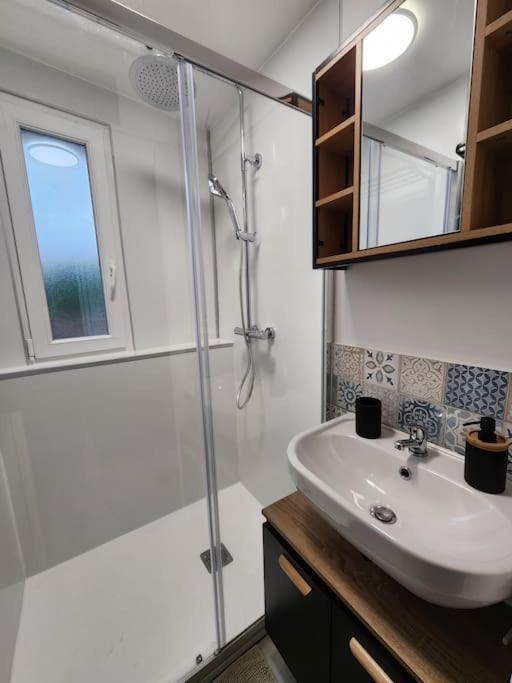 Marmoza - Maison Plein Coeur De Village Saint-Geniez-dʼOlt Екстериор снимка